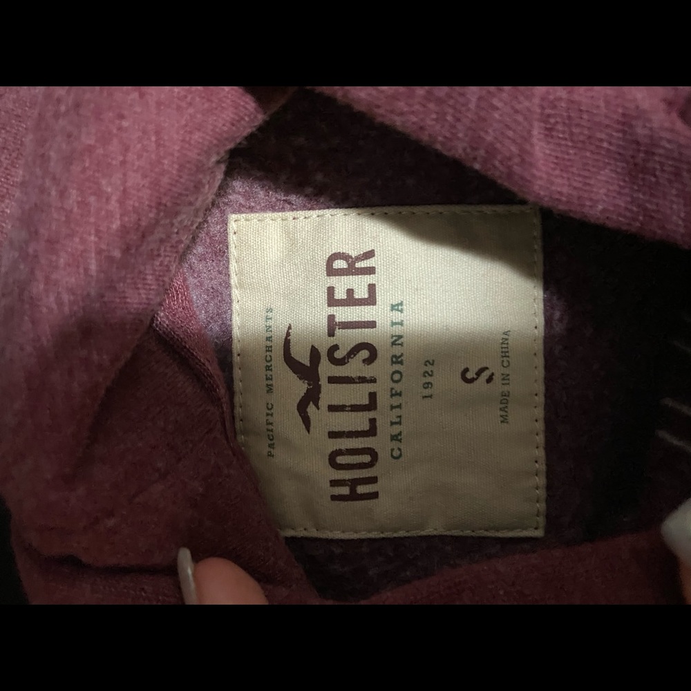 Hollister Hoodie - Picture 2 of 2
